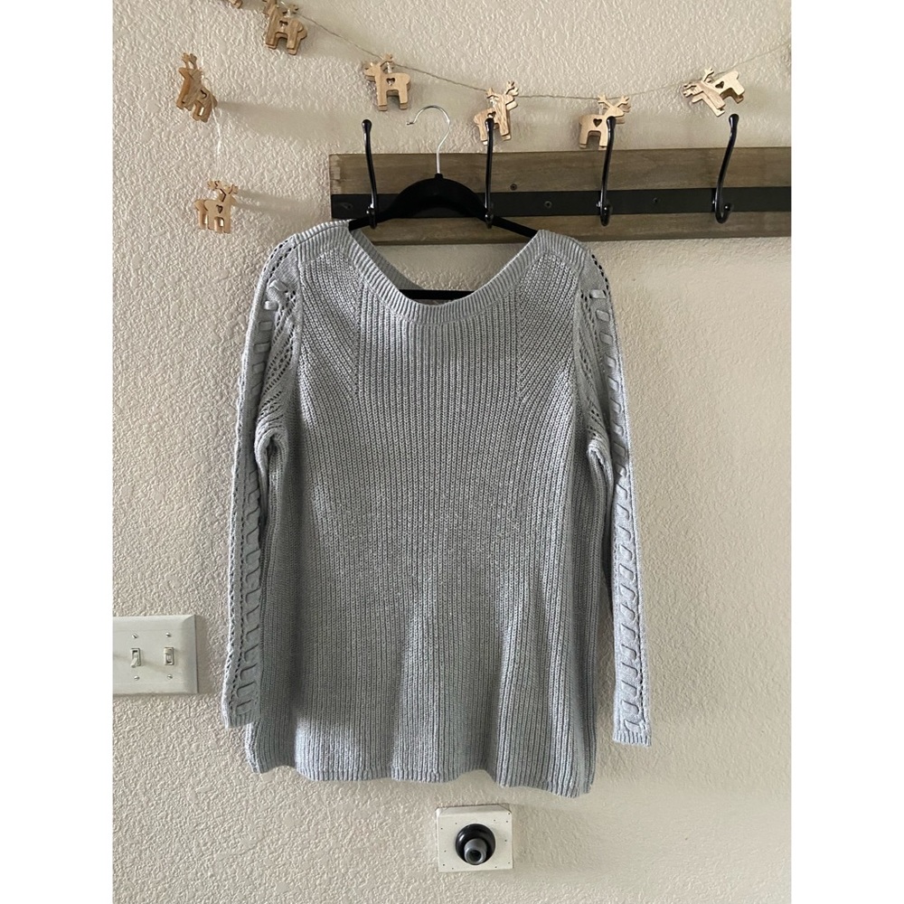 Knit sweater